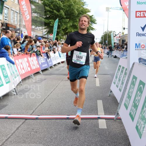 15.09.2024 - PSD Bank Halbmarathon Strokosch-Dieckow http://msf.ph/oto/7093506 15.09.2024 11:40:29 Ziel 721, 931, 1081, 1145, 1161, 1340, 1360, 1440, 1600, 2627, 2640, 3549 meine-sportfotos.de