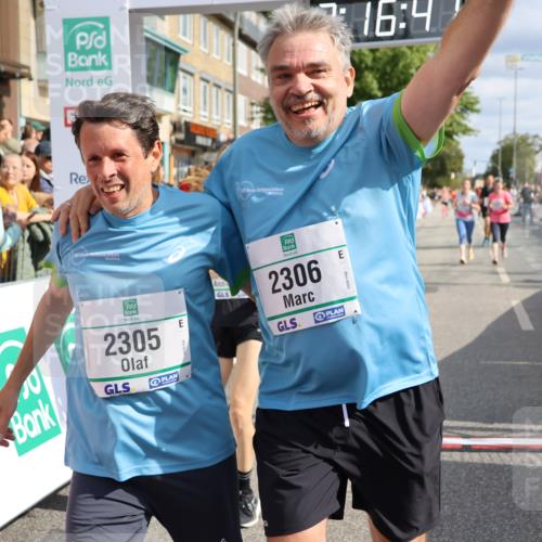 15.09.2024 - PSD Bank Halbmarathon Strokosch-Dieckow http://msf.ph/oto/7093555 15.09.2024 12:17:32 Ziel 792, 1596, 2282, 2305, 2306, 2931, 2932, 3130, 3250, 3403, 3425, 3507 meine-sportfotos.de