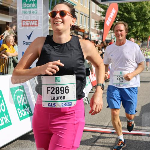 15.09.2024 - PSD Bank Halbmarathon Strokosch-Dieckow http://msf.ph/oto/7093562 15.09.2024 12:02:00 Ziel 1427, 1523, 1663, 1809, 1823, 1879, 2247, 2279, 2413, 2882, 2896, 2986 meine-sportfotos.de