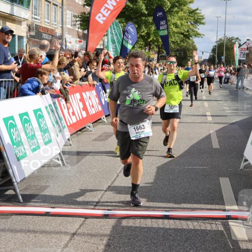 15.09.2024 - PSD Bank Halbmarathon Strokosch-Dieckow http://msf.ph/oto/7093589 15.09.2024 12:02:05 Ziel 1427, 1529, 1663, 1879, 2247, 2882, 2896, 2986, 2990, 3484 meine-sportfotos.de