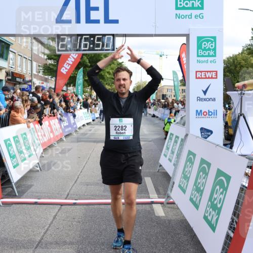 15.09.2024 - PSD Bank Halbmarathon Strokosch-Dieckow http://msf.ph/oto/7093613 15.09.2024 12:17:41 Ziel 792, 2282, 2305, 2306, 2931, 2932, 3020, 3130, 3425 meine-sportfotos.de