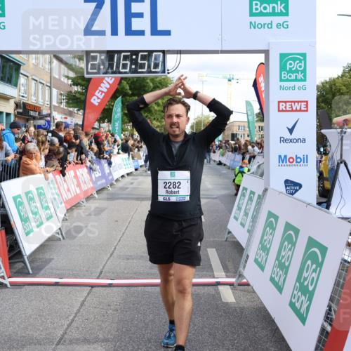 15.09.2024 - PSD Bank Halbmarathon Strokosch-Dieckow http://msf.ph/oto/7093617 15.09.2024 12:17:41 Ziel 792, 2282, 2305, 2306, 2931, 2932, 3020, 3130, 3425 meine-sportfotos.de
