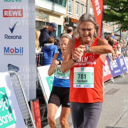 15.09.2024 - PSD Bank Halbmarathon Strokosch-Dieckow http://msf.ph/oto/7093622 15.09.2024 11:46:31 Ziel 781, 952, 967, 1346, 1358, 1375, 1474, 1541, 1761, 2539, 2680 meine-sportfotos.de