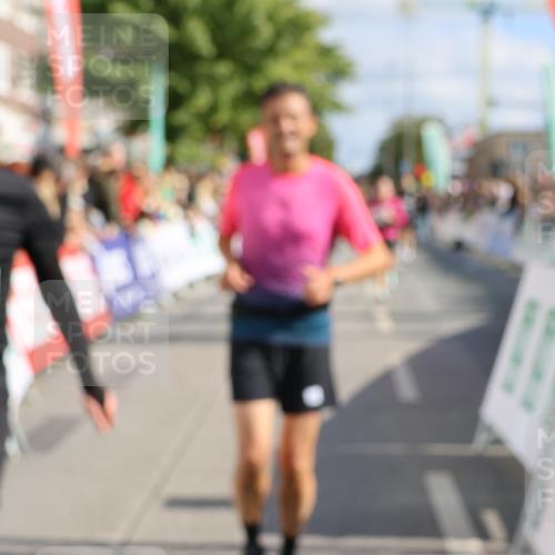 15.09.2024 - PSD Bank Halbmarathon Strokosch-Dieckow http://msf.ph/oto/7093663 15.09.2024 12:13:16 Ziel 1815, 1903, 2210, 2732, 2856 meine-sportfotos.de