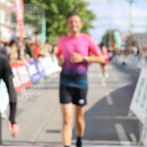 15.09.2024 - PSD Bank Halbmarathon Strokosch-Dieckow http://msf.ph/oto/7093668 15.09.2024 12:13:16 Ziel 1815, 1903, 2210, 2732, 2856 meine-sportfotos.de