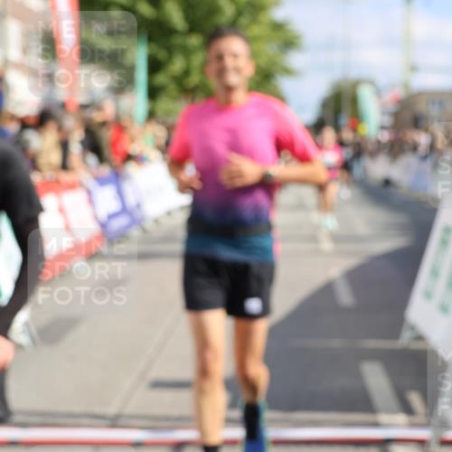 15.09.2024 - PSD Bank Halbmarathon Strokosch-Dieckow http://msf.ph/oto/7093669 15.09.2024 12:13:16 Ziel 1815, 1903, 2210, 2732, 2856 meine-sportfotos.de