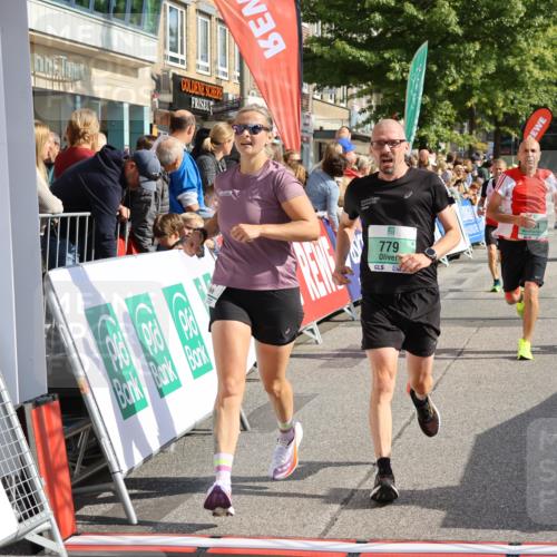 15.09.2024 - PSD Bank Halbmarathon Strokosch-Dieckow http://msf.ph/oto/7093710 15.09.2024 11:46:48 Ziel 779, 784, 786, 969, 1202, 1315, 1358, 1474, 2162, 2677, 2680, 2681, 3560 meine-sportfotos.de