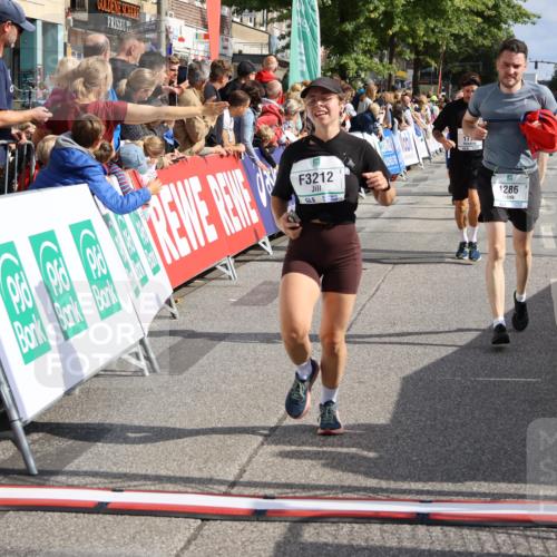 15.09.2024 - PSD Bank Halbmarathon Strokosch-Dieckow http://msf.ph/oto/7093712 15.09.2024 12:02:23 Ziel 1286, 1529, 1779, 1826, 1906, 2012, 2069, 2159, 2736, 2740, 2792, 2909, 2927, 2992, 3212, 3484 meine-sportfotos.de