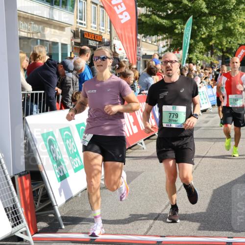 15.09.2024 - PSD Bank Halbmarathon Strokosch-Dieckow http://msf.ph/oto/7093719 15.09.2024 11:46:48 Ziel 779, 784, 786, 969, 1202, 1315, 1358, 1474, 2162, 2677, 2680, 2681, 3560 meine-sportfotos.de