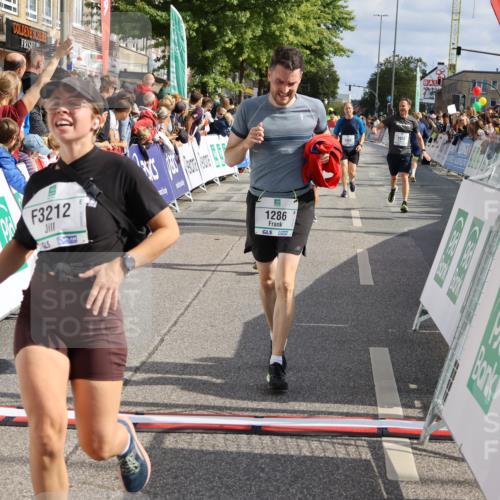 15.09.2024 - PSD Bank Halbmarathon Strokosch-Dieckow http://msf.ph/oto/7093725 15.09.2024 12:02:24 Ziel 1286, 1529, 1779, 1826, 1906, 2012, 2069, 2159, 2736, 2740, 2792, 2909, 2927, 2992, 3212 meine-sportfotos.de