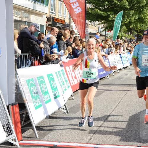 15.09.2024 - PSD Bank Halbmarathon Strokosch-Dieckow http://msf.ph/oto/7093737 15.09.2024 11:46:55 Ziel 779, 784, 786, 966, 969, 1202, 1315, 1746, 2677, 2681, 2699, 3560 meine-sportfotos.de