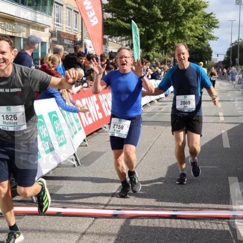 15.09.2024 - PSD Bank Halbmarathon Strokosch-Dieckow http://msf.ph/oto/7093754 15.09.2024 12:02:28 Ziel 1286, 1310, 1779, 1826, 1906, 1963, 2012, 2026, 2069, 2159, 2736, 2740, 2754, 2909, 3212 meine-sportfotos.de