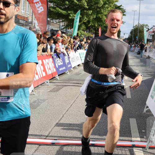 15.09.2024 - PSD Bank Halbmarathon Strokosch-Dieckow http://msf.ph/oto/7093847 15.09.2024 12:02:39 Ziel 1310, 1826, 1906, 1963, 2026, 2069, 2159, 2180, 2200, 2245, 2754, 2800, 3172, 3522 meine-sportfotos.de