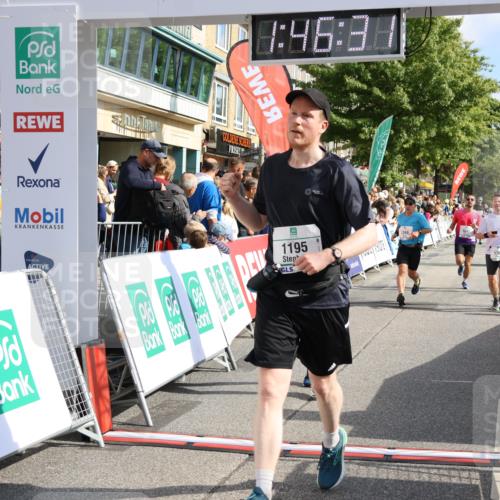 15.09.2024 - PSD Bank Halbmarathon Strokosch-Dieckow http://msf.ph/oto/7093860 15.09.2024 11:47:22 Ziel 1195, 1261, 1269, 1369, 1412, 1531, 1641, 1789, 1886, 1897, 2176, 2491, 2533, 2630, 2653 meine-sportfotos.de