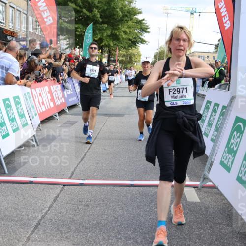 15.09.2024 - PSD Bank Halbmarathon Strokosch-Dieckow http://msf.ph/oto/7093884 15.09.2024 12:18:12 Ziel 1515, 2169, 2298, 2424, 2549, 2702, 2762, 2916, 2971, 2991, 3084, 3137, 3260, 3382, 3498 meine-sportfotos.de
