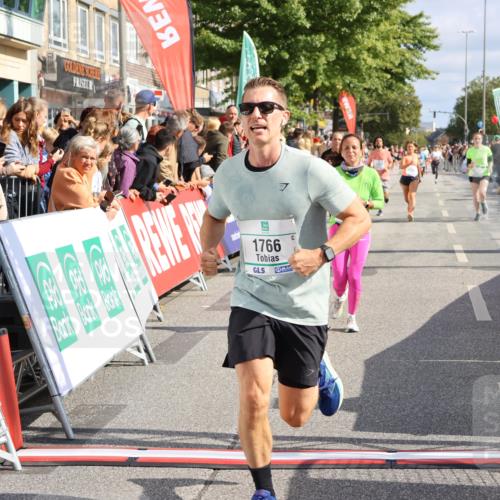 15.09.2024 - PSD Bank Halbmarathon Strokosch-Dieckow http://msf.ph/oto/7093897 15.09.2024 12:14:01 Ziel 1651, 1766, 2367, 3031, 3076, 3197, 3539 meine-sportfotos.de