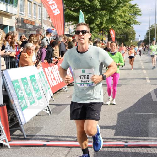 15.09.2024 - PSD Bank Halbmarathon Strokosch-Dieckow http://msf.ph/oto/7093901 15.09.2024 12:14:01 Ziel 1651, 1766, 2367, 3031, 3076, 3197, 3539 meine-sportfotos.de
