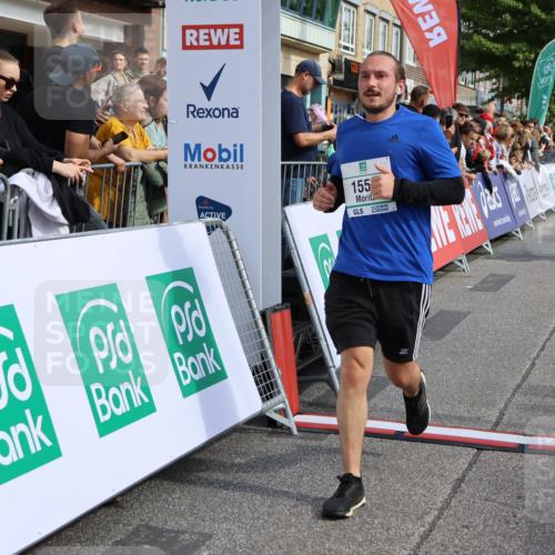 15.09.2024 - PSD Bank Halbmarathon Strokosch-Dieckow http://msf.ph/oto/7093904 15.09.2024 12:02:50 Ziel 1551, 2180, 2200, 2245, 2800, 3369, 3522 meine-sportfotos.de