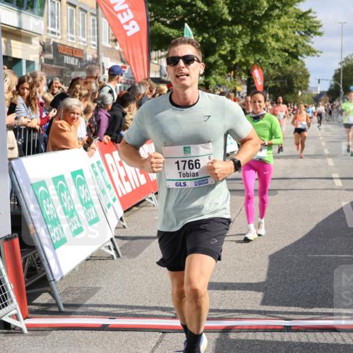 15.09.2024 - PSD Bank Halbmarathon Strokosch-Dieckow http://msf.ph/oto/7093905 15.09.2024 12:14:01 Ziel 1651, 1766, 2367, 3031, 3076, 3197, 3539 meine-sportfotos.de