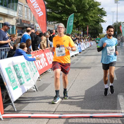15.09.2024 - PSD Bank Halbmarathon Strokosch-Dieckow http://msf.ph/oto/7093918 15.09.2024 12:03:01 Ziel 1466, 1551, 2544 meine-sportfotos.de