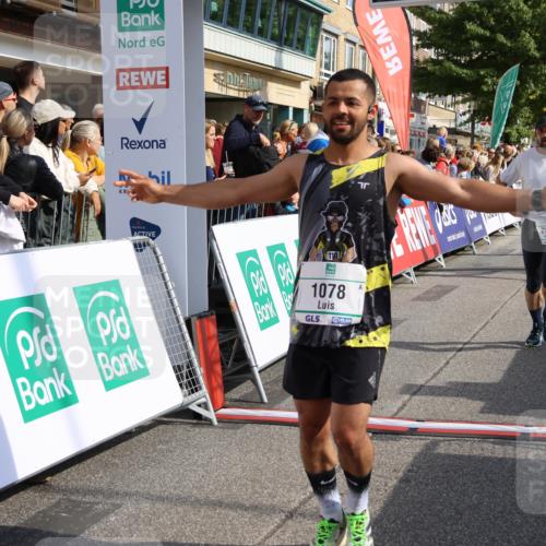 15.09.2024 - PSD Bank Halbmarathon Strokosch-Dieckow http://msf.ph/oto/7093951 15.09.2024 11:47:35 Ziel 1053, 1078, 1269, 1297, 1488, 1624, 1641, 1648, 1789, 2044, 2243, 2491, 2532, 2533 meine-sportfotos.de