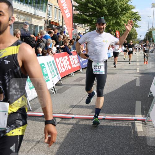 15.09.2024 - PSD Bank Halbmarathon Strokosch-Dieckow http://msf.ph/oto/7093956 15.09.2024 11:47:36 Ziel 1053, 1078, 1269, 1297, 1488, 1624, 1641, 1648, 1789, 2044, 2243, 2491, 2532, 2533 meine-sportfotos.de