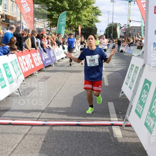 15.09.2024 - PSD Bank Halbmarathon Strokosch-Dieckow http://msf.ph/oto/7093962 15.09.2024 12:03:14 Ziel 1420, 1466, 1658, 1722, 1740, 2037, 2060, 2155, 2544, 2764, 3011 meine-sportfotos.de