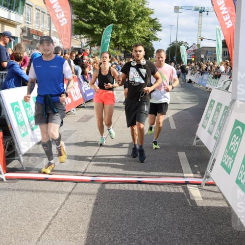 15.09.2024 - PSD Bank Halbmarathon Strokosch-Dieckow http://msf.ph/oto/7094010 15.09.2024 12:03:19 Ziel 1420, 1658, 1722, 1740, 2037, 2060, 2155, 2764, 3011 meine-sportfotos.de