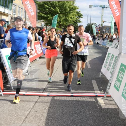 15.09.2024 - PSD Bank Halbmarathon Strokosch-Dieckow http://msf.ph/oto/7094026 15.09.2024 12:03:19 Ziel 1420, 1658, 1722, 1740, 2037, 2060, 2155, 2764, 3011 meine-sportfotos.de