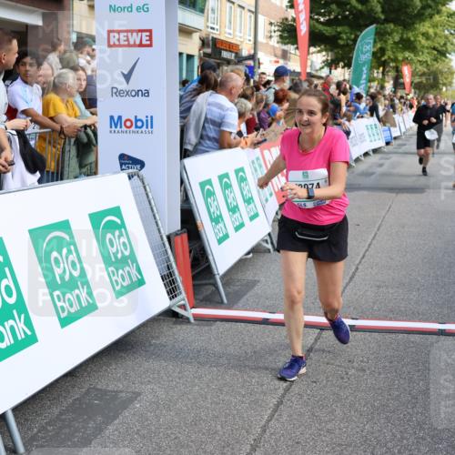15.09.2024 - PSD Bank Halbmarathon Strokosch-Dieckow http://msf.ph/oto/7094034 15.09.2024 12:18:29 Ziel 789, 1959, 2085, 2351, 2916, 3048, 3070, 3074, 3095, 3137, 3208, 3382 meine-sportfotos.de