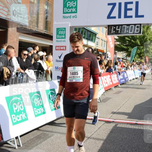 15.09.2024 - PSD Bank Halbmarathon Strokosch-Dieckow http://msf.ph/oto/7094054 15.09.2024 11:47:57 Ziel 1100, 1278, 1300, 1485, 1490, 1594, 1637, 1785, 2041, 2104, 2654, 2672, 2934 meine-sportfotos.de