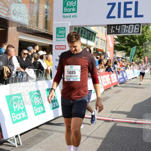 15.09.2024 - PSD Bank Halbmarathon Strokosch-Dieckow http://msf.ph/oto/7094058 15.09.2024 11:47:57 Ziel 1100, 1278, 1300, 1485, 1490, 1594, 1637, 1785, 2041, 2104, 2654, 2672, 2934 meine-sportfotos.de
