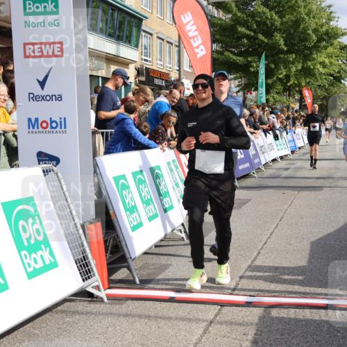 15.09.2024 - PSD Bank Halbmarathon Strokosch-Dieckow http://msf.ph/oto/7094112 15.09.2024 12:03:37 Ziel 1944, 2062, 2417, 2548, 2759, 3056 meine-sportfotos.de