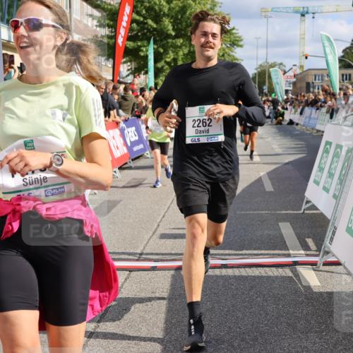 15.09.2024 - PSD Bank Halbmarathon Strokosch-Dieckow http://msf.ph/oto/7094117 15.09.2024 12:14:27 Ziel 2144, 2262, 2728, 2758, 3058, 3062, 3120, 3139, 3228, 3244, 3429, 3557 meine-sportfotos.de