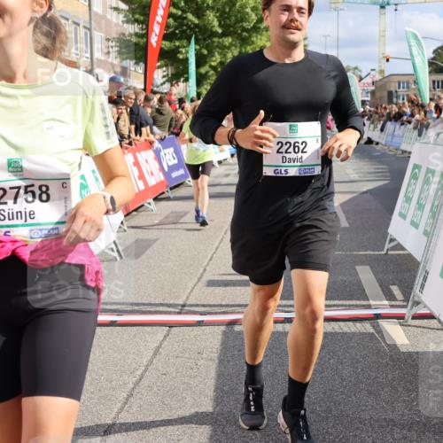 15.09.2024 - PSD Bank Halbmarathon Strokosch-Dieckow http://msf.ph/oto/7094128 15.09.2024 12:14:27 Ziel 2144, 2262, 2728, 2758, 3058, 3062, 3120, 3139, 3228, 3244, 3429, 3557 meine-sportfotos.de