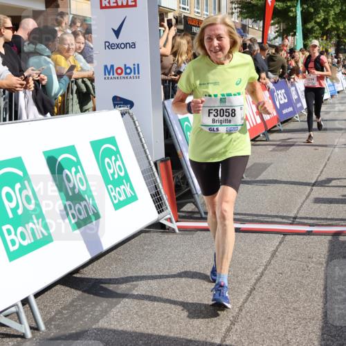 15.09.2024 - PSD Bank Halbmarathon Strokosch-Dieckow http://msf.ph/oto/7094158 15.09.2024 12:14:30 Ziel 2262, 2728, 2758, 3058, 3062, 3120, 3228, 3244, 3429, 3557 meine-sportfotos.de