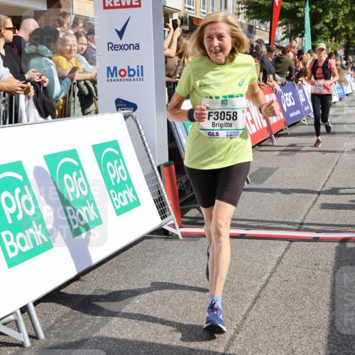 15.09.2024 - PSD Bank Halbmarathon Strokosch-Dieckow http://msf.ph/oto/7094162 15.09.2024 12:14:30 Ziel 2262, 2728, 2758, 3058, 3062, 3120, 3228, 3244, 3429, 3557 meine-sportfotos.de