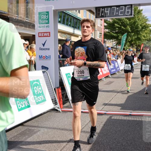 15.09.2024 - PSD Bank Halbmarathon Strokosch-Dieckow http://msf.ph/oto/7094177 15.09.2024 11:48:17 Ziel 1200, 1305, 1527, 1562, 1688, 2051, 2509, 2555, 2745 meine-sportfotos.de