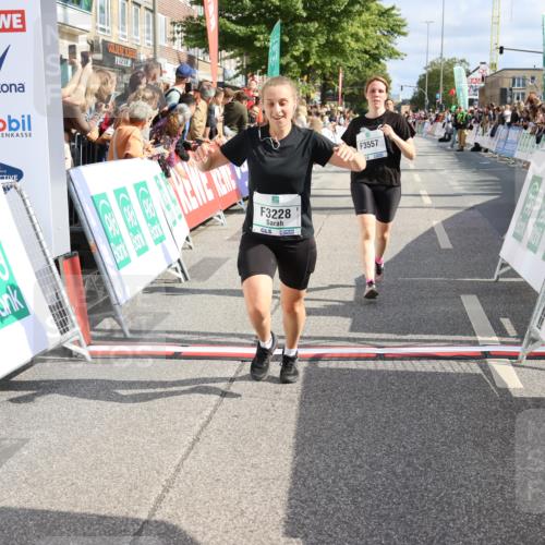 15.09.2024 - PSD Bank Halbmarathon Strokosch-Dieckow http://msf.ph/oto/7094212 15.09.2024 12:14:35 Ziel 1996, 2262, 2728, 2758, 3058, 3062, 3120, 3228, 3244, 3429, 3557 meine-sportfotos.de