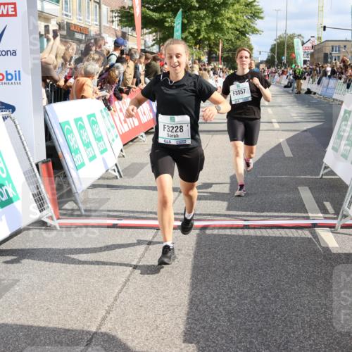 15.09.2024 - PSD Bank Halbmarathon Strokosch-Dieckow http://msf.ph/oto/7094216 15.09.2024 12:14:35 Ziel 1996, 2262, 2728, 2758, 3058, 3062, 3120, 3228, 3244, 3429, 3557 meine-sportfotos.de