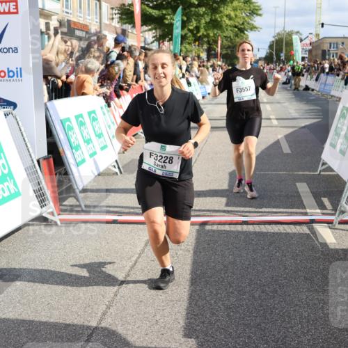 15.09.2024 - PSD Bank Halbmarathon Strokosch-Dieckow http://msf.ph/oto/7094230 15.09.2024 12:14:35 Ziel 1996, 2262, 2728, 2758, 3058, 3062, 3120, 3228, 3244, 3429, 3557 meine-sportfotos.de