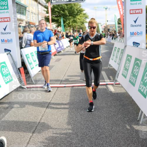 15.09.2024 - PSD Bank Halbmarathon Strokosch-Dieckow http://msf.ph/oto/7094238 15.09.2024 12:18:56 Ziel 802, 1713, 1853, 2016, 2023, 2086, 2154, 2232, 2266, 3093, 3136, 3141, 3221, 3453, 3454, 3472, 3533 meine-sportfotos.de