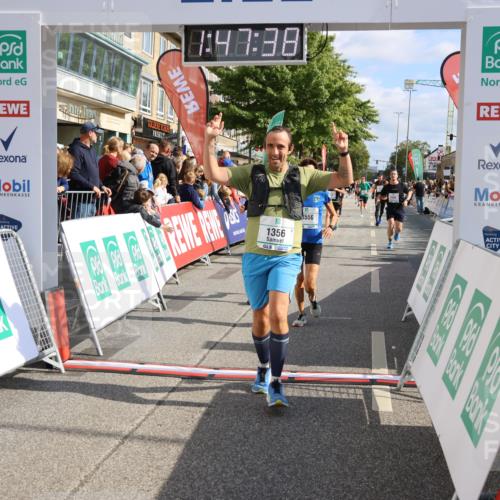 15.09.2024 - PSD Bank Halbmarathon Strokosch-Dieckow http://msf.ph/oto/7094251 15.09.2024 11:48:29 Ziel 833, 1200, 1264, 1321, 1356, 1513, 1520, 1527, 1562, 1744, 2484, 2555, 2563, 2745, 2944, 3556 meine-sportfotos.de