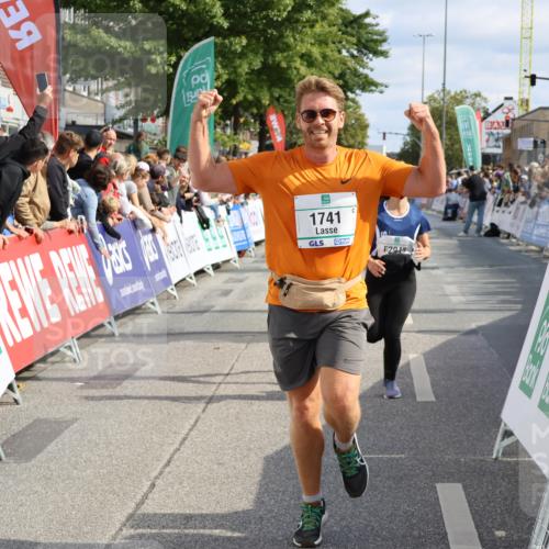 15.09.2024 - PSD Bank Halbmarathon Strokosch-Dieckow http://msf.ph/oto/7094272 15.09.2024 12:04:07 Ziel 1476, 1674, 1741, 2943, 2945, 3271 meine-sportfotos.de