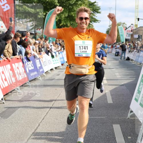 15.09.2024 - PSD Bank Halbmarathon Strokosch-Dieckow http://msf.ph/oto/7094281 15.09.2024 12:04:07 Ziel 1476, 1674, 1741, 2943, 2945, 3271 meine-sportfotos.de
