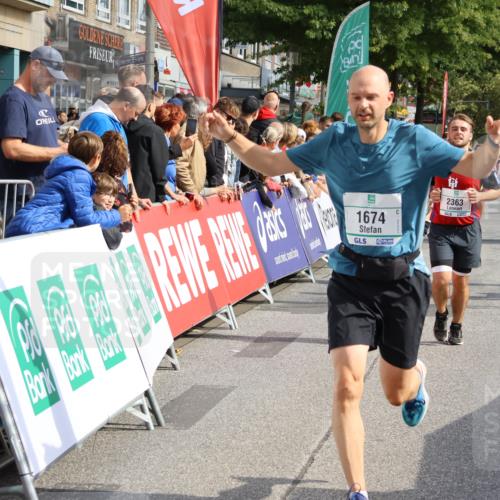 15.09.2024 - PSD Bank Halbmarathon Strokosch-Dieckow http://msf.ph/oto/7094289 15.09.2024 12:04:15 Ziel 1674, 1741, 2136, 2363, 2372, 2880, 2943, 2945 meine-sportfotos.de