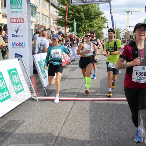 15.09.2024 - PSD Bank Halbmarathon Strokosch-Dieckow http://msf.ph/oto/7094296 15.09.2024 12:19:16 Ziel 1728, 1729, 2149, 2412, 2821, 3094, 3106, 3258, 3419, 3446, 3447, 3500, 3561 meine-sportfotos.de