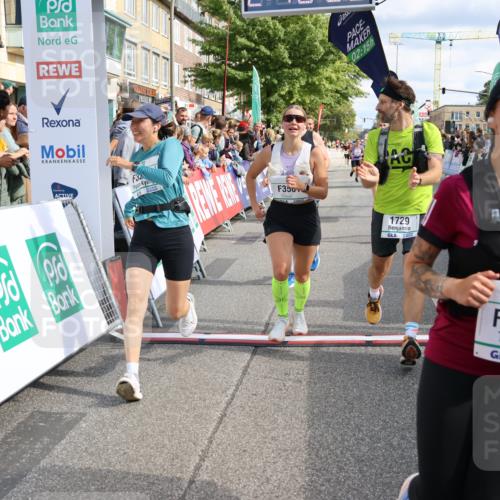 15.09.2024 - PSD Bank Halbmarathon Strokosch-Dieckow http://msf.ph/oto/7094310 15.09.2024 12:19:16 Ziel 1728, 1729, 2149, 2412, 2821, 3094, 3106, 3258, 3419, 3446, 3447, 3500, 3561 meine-sportfotos.de