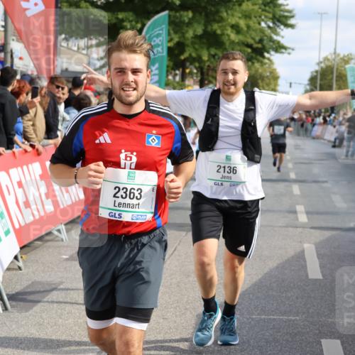 15.09.2024 - PSD Bank Halbmarathon Strokosch-Dieckow http://msf.ph/oto/7094339 15.09.2024 12:04:17 Ziel 1674, 1741, 2136, 2363, 2372, 2720, 2880, 2943, 2945 meine-sportfotos.de