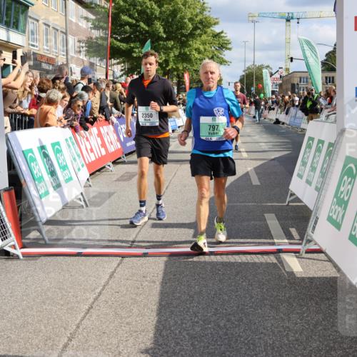 15.09.2024 - PSD Bank Halbmarathon Strokosch-Dieckow http://msf.ph/oto/7094354 15.09.2024 12:14:48 Ziel 1896, 1996, 2350, 3021, 3132 meine-sportfotos.de